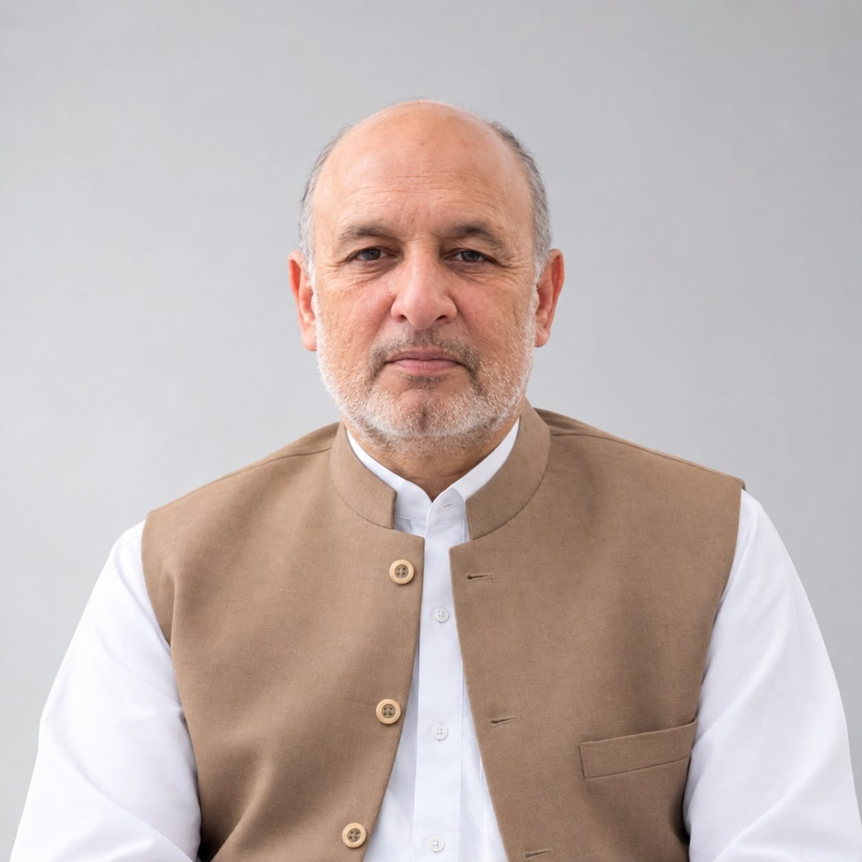 Haji Abdul Samad Khan, Chief Operating Officer and second generation of Bayniyaz Tobacco Company